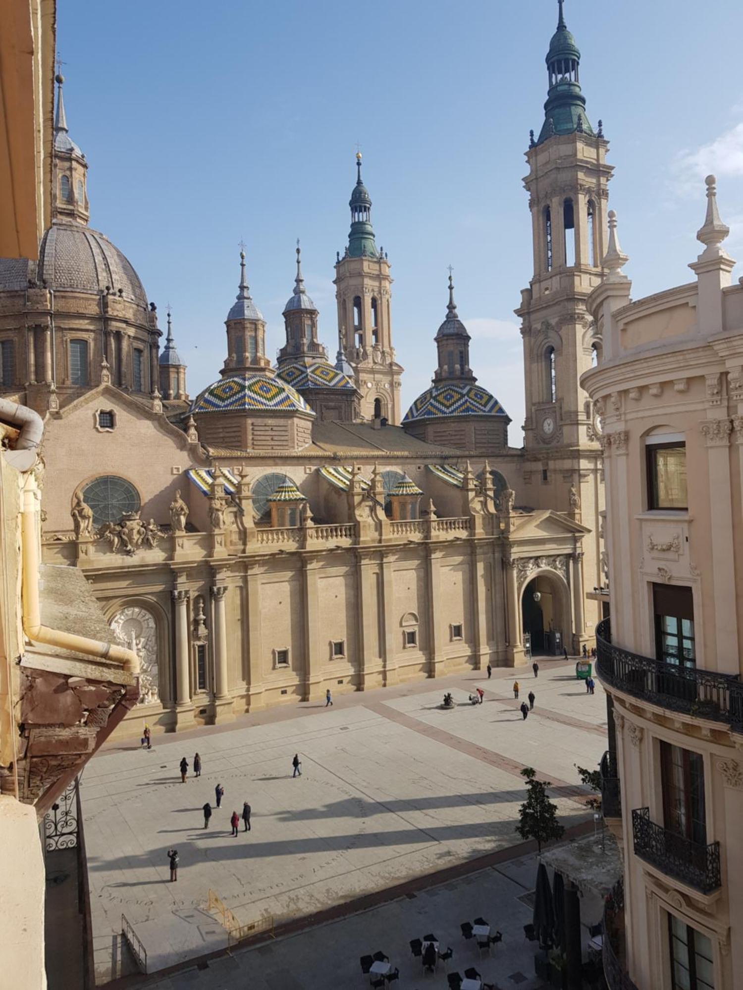 사라고사 El Balcon De Pilar 아파트 객실 사진